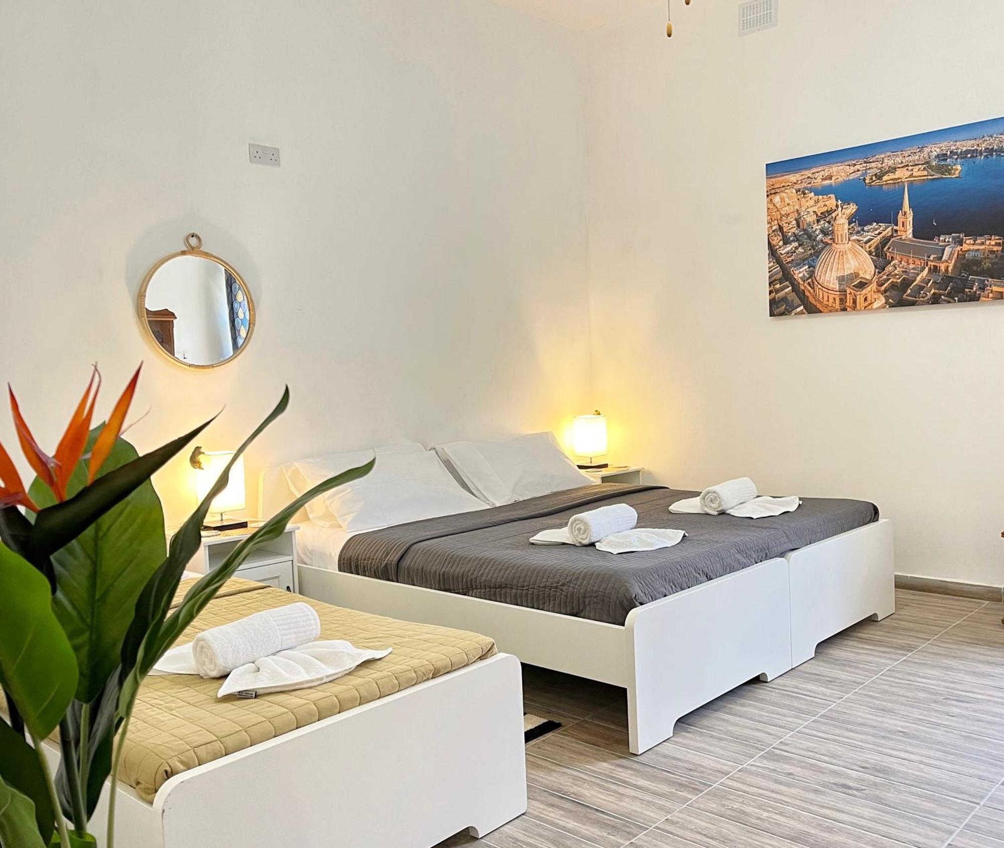 Maria & Matthias - Apartments In Central Of Floriana Екстер'єр фото